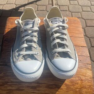 👟Converse Unisex Men’s 6 - Women’s 8